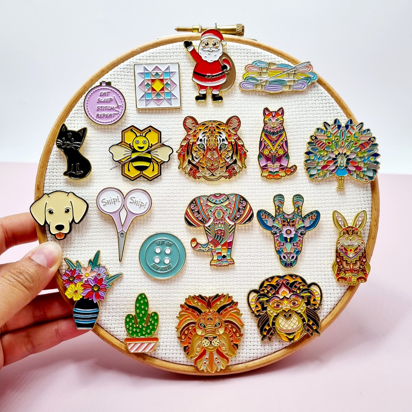 Vase of Flowers Needle Minder