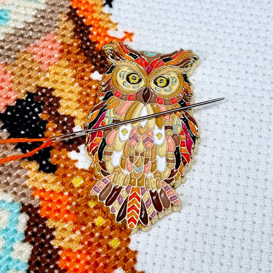 Mandala Owl Needle Minder