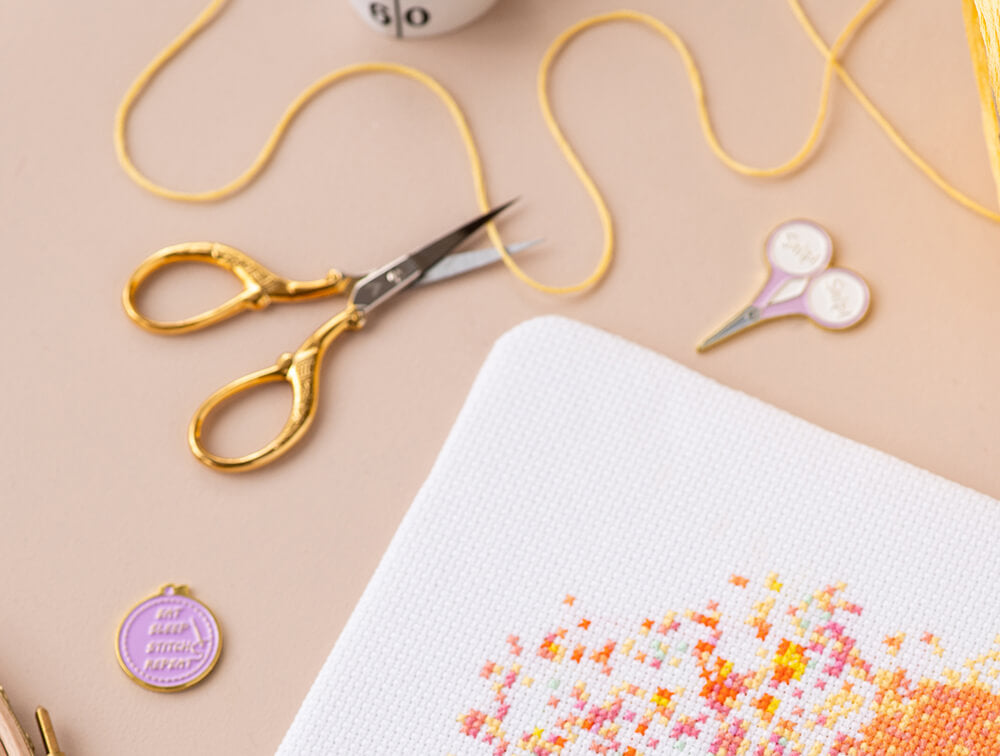 7 wholesome reasons to join a cross stitch-a-long