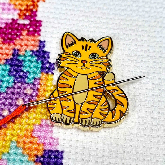 Ginger Cat Needle Minder