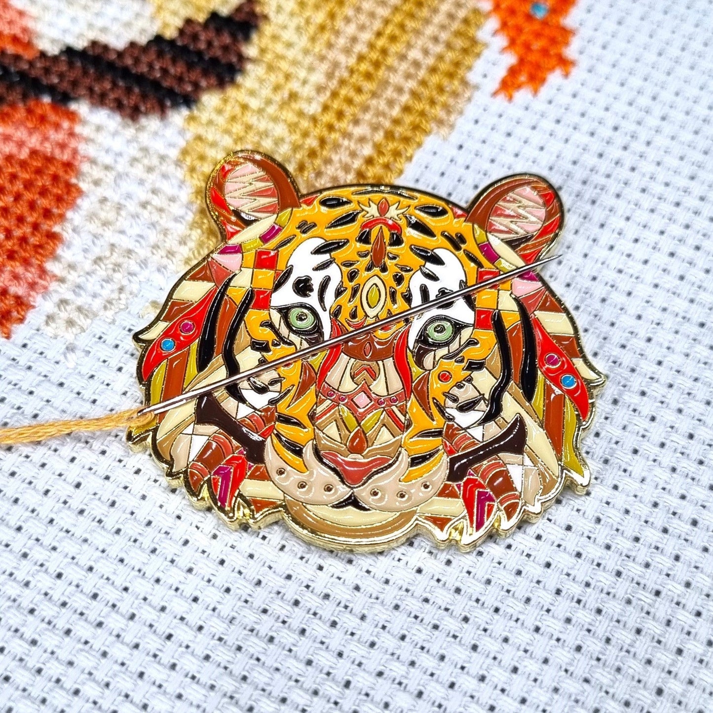 Adventure Animals Magnetic Needle Minder Bundle | Lion, Giraffe, Sea Lion & Tiger
